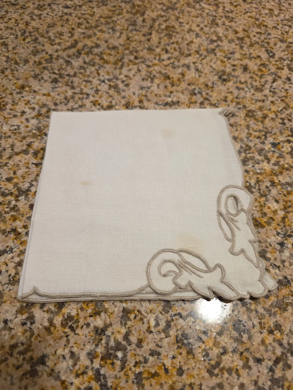 Vintage Cream Colored Table Napkins With Embroidered Cut Out Corners Set Of 4